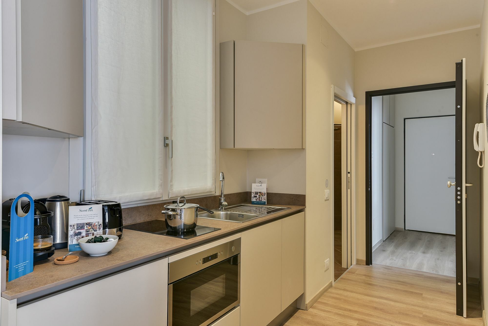 Sweet Inn Apartments - Dogana Милан Экстерьер фото